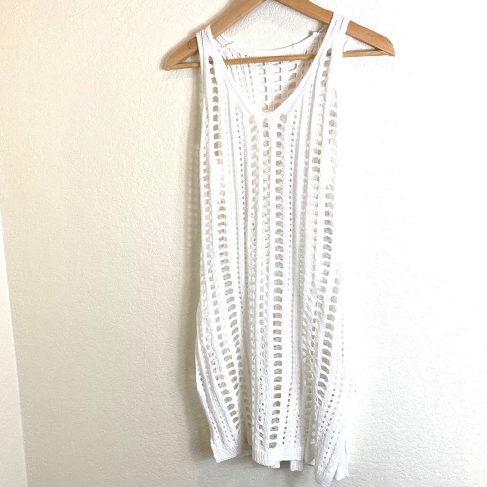 White Hollow-Out Slit Crochet Swimsuit Cover-Up, Lady’s Brand New. - Picture 7 of 7